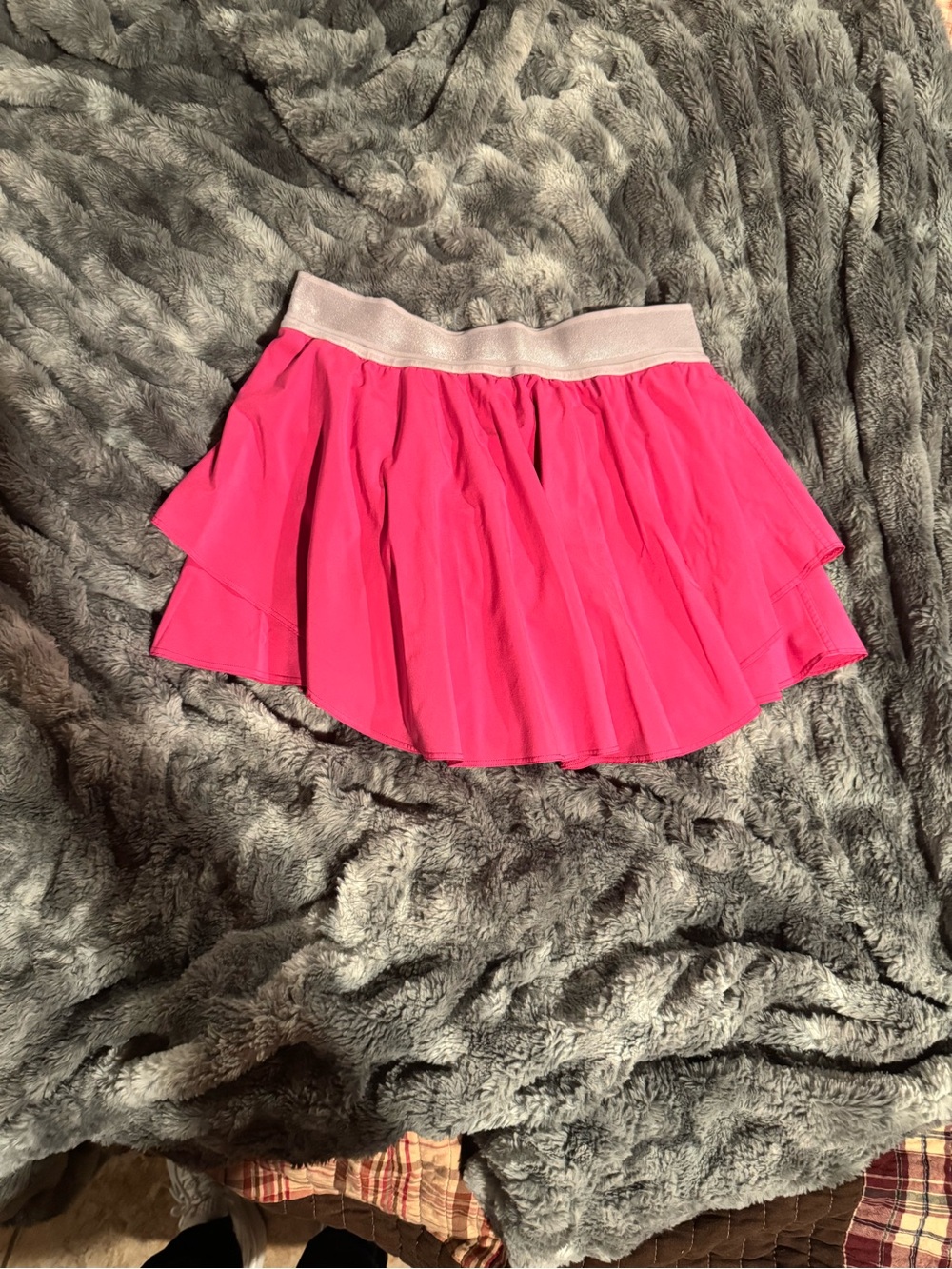 Women’s Pink tennis Lululemon Tiered Skirt with Elastic Waistband